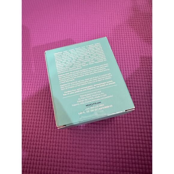 $142 Neocutis Neo Firm Neck & Décolleté Tightening Cream NEW 50g skincare sealed - Picture 2 of 3